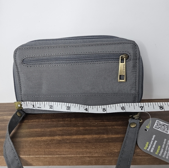 Travelon Gray RFID Blocking Wallet/wristlet NWT - Picture 6 of 7